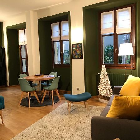 La Via Degli Artisti Apartment Arona Luaran gambar