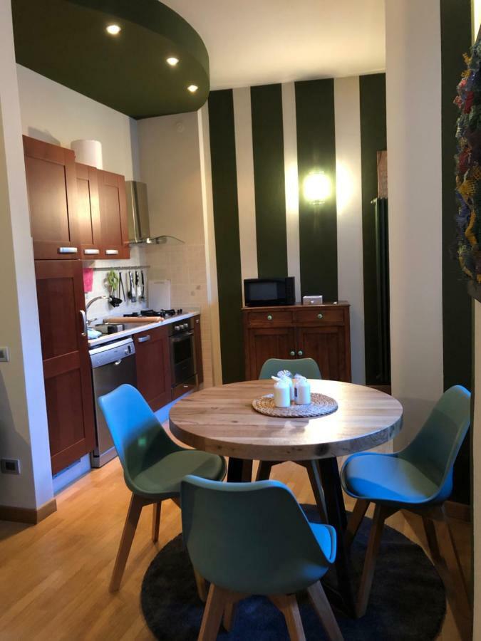 La Via Degli Artisti Apartment Arona Luaran gambar